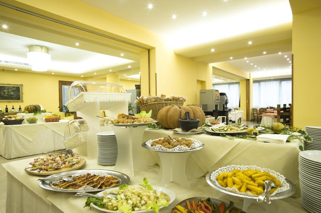 Hotel Villa Ricci & Benessere Chianciano Terme Eksteriør billede
