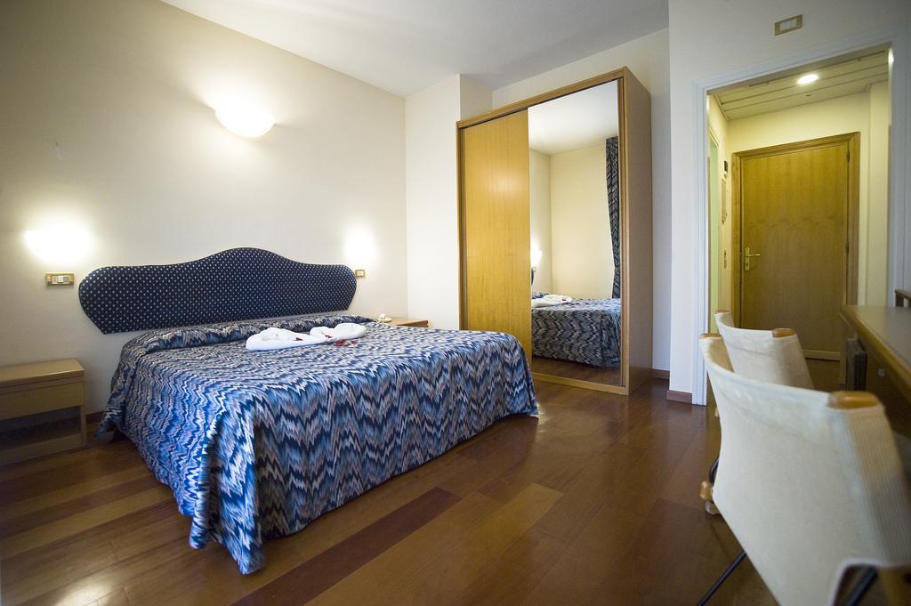 Hotel Villa Ricci & Benessere Chianciano Terme Eksteriør billede