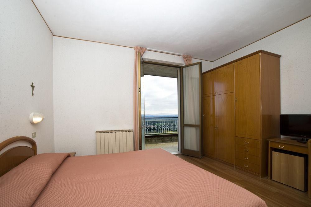 Hotel Villa Ricci & Benessere Chianciano Terme Eksteriør billede